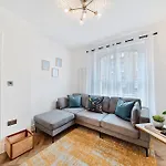 Pass The Keys Exclusive London Townhouse W Terrace