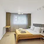 City Relay Urban Charm Chelsea Apartment