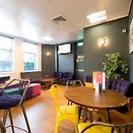 Yha London Thameside