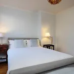 Veeve - Chiswick Victorian Gem