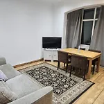2 Bedroom Flat - Travel Direct To Heathrow/Central