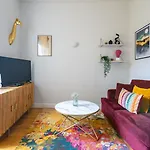 Fantastic Earls Court Flat