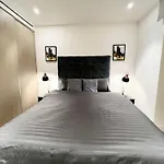 Tower Bridge Luxury Apartments