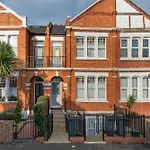 Lrg Stunning 4Bd Crouchend House
