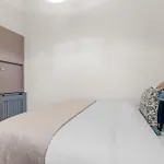 Chic 2-Bed Apartment In Prime Central London