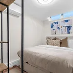 Chic 2-Bed Apartment In Prime Central London