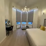 Luxury First Floor Flat In Knightsbridge