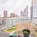 Newly Built 1-Bed Flat Next To Nine Elms Station