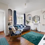 Lavish Lux 3Bed 2Bath Villa Garden Sunroom Parking Central London