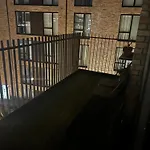 Bright And Comfy 3 Bed