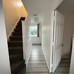3Bed House In Canary Wharf With Parking