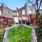 London House In Great Location