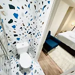 London Holly A Mini Studios Great Location For Tourist!!!