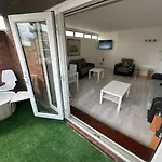 Queensway 2 Bedroom Flat