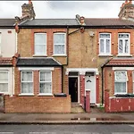 Hatton Homes - Thackeray Avenue