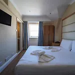 Royal Eagle Hotel