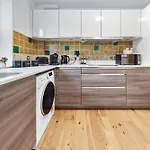 Charming Apartment By Hyde Park