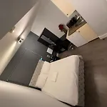 Letzi Private En-Suite Near Wembley
