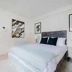 Great Location Luxury Apartment - Harrods