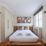 Charming Notting Hill Flat Near Portobello