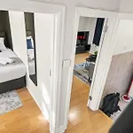 Spacious 4Br, Sleeps 7, Garden, Free Parking