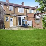 Spacious 4Bdr Home With Modern Comforts In Downshill
