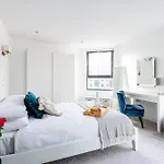 Stylish 1 Bedroom Apartment Kings Cross Ideal For 4 Guests By City Apartments Uk