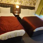 Chelsea House Hotel - B&B