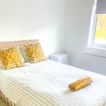 London 2-Bed Apartment In Herbert Road