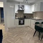 Cosy Modern 2 Bedroom Trafalgar Square Apartment