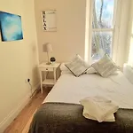 Notting Hill 2 Bed Flat - 5 Min To Portobello Road