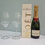 Modern Luxury Entire Covent Garden Apartment Sleeps 5 600Sqft