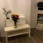 Convenient Home-Stay