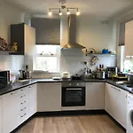 Large Private Room In Kensal Rise Central Of London