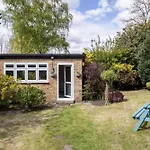 Studio In East Barnet Village