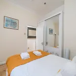 Charming & Modern Apartment, Heart Of Notting Hill, Prime Location, Close To Kensington Palace & Oxford Street