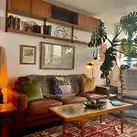 Stylish Room At London Fields With Amazing City View