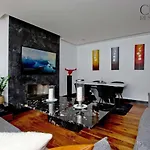 Luxury 2 Bed Knightsbridge Flat