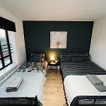 Portobello Guest Rooms