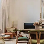 Elegant 1 Bedroom Flat In The Heart Of Kensington