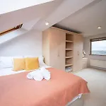 Spacious 3Bedroom House Near Crystal Palace London Pass The Keys