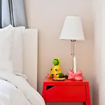 Spacious Bright 2-3 Bed Flat In Fulham By The Thames