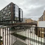 Whole Spacious New 1 Bed Flat Near Tower Bridge