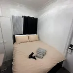 London Borough 5 Min Walk