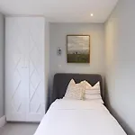 The St Johns Wood Escape - 3Bdr Home With Garden