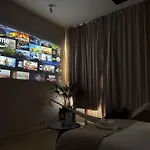 Shoreditch Loft W 100Inch Cinema, Premium Mattress & Hammock, By The Design Traveller