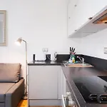 Apt 1, Soho Apartments 1St Floor By Indigo Flats