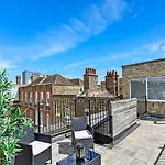 Huge Shoreditch Apartment- Private Roof Terrace