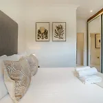 Palace Wharf Apartments