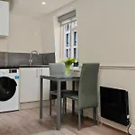 XX - Fitzrovia Modern Apartments
